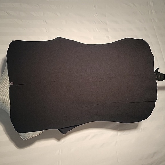 Evan Picone Black Sleevless Dress Top With Beaded Flowers, Size: 16 - Picture 6 of 11